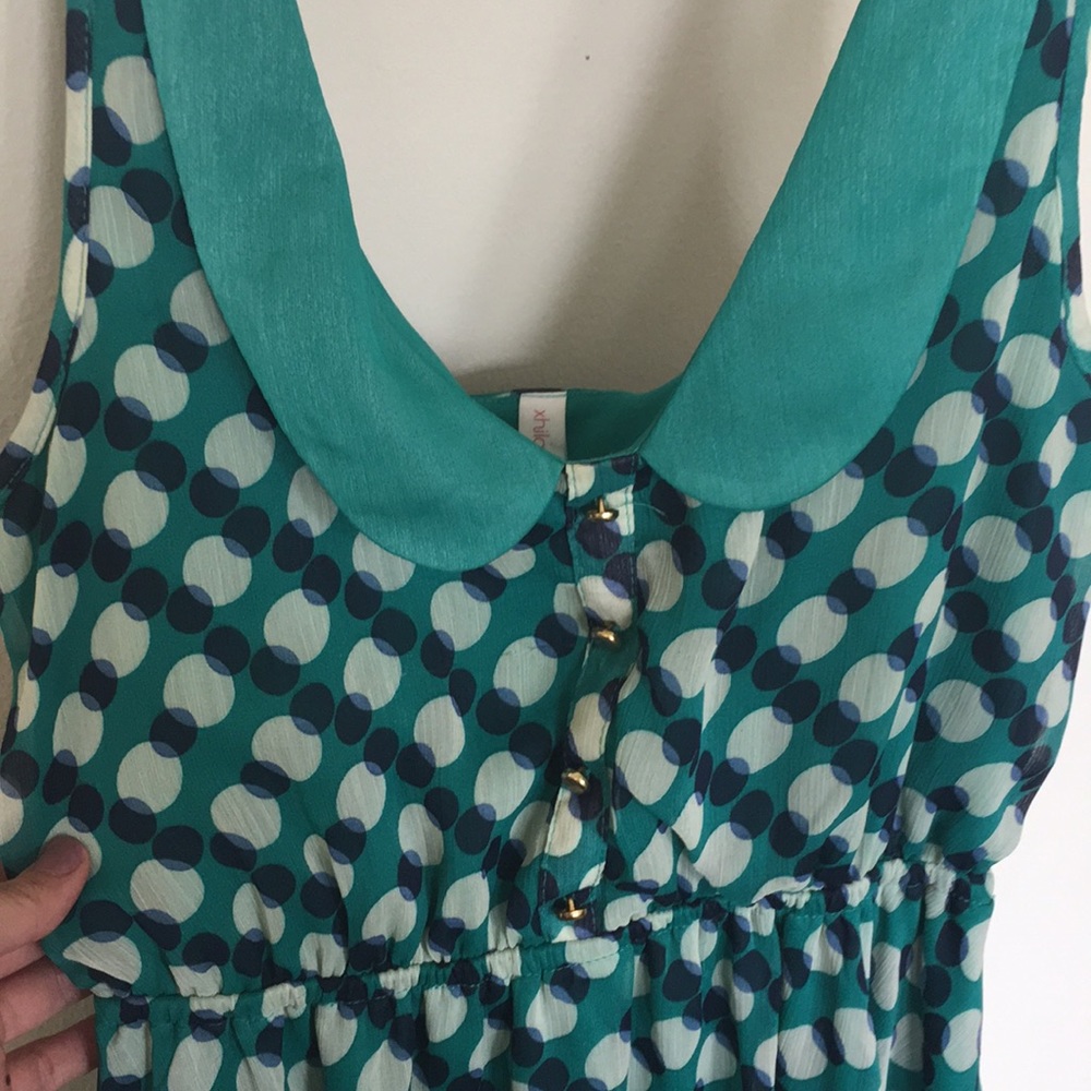 Dress - Picture 3 of 4